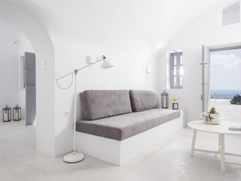 Insolito Villa Emporio  ภายนอก รูปภาพ